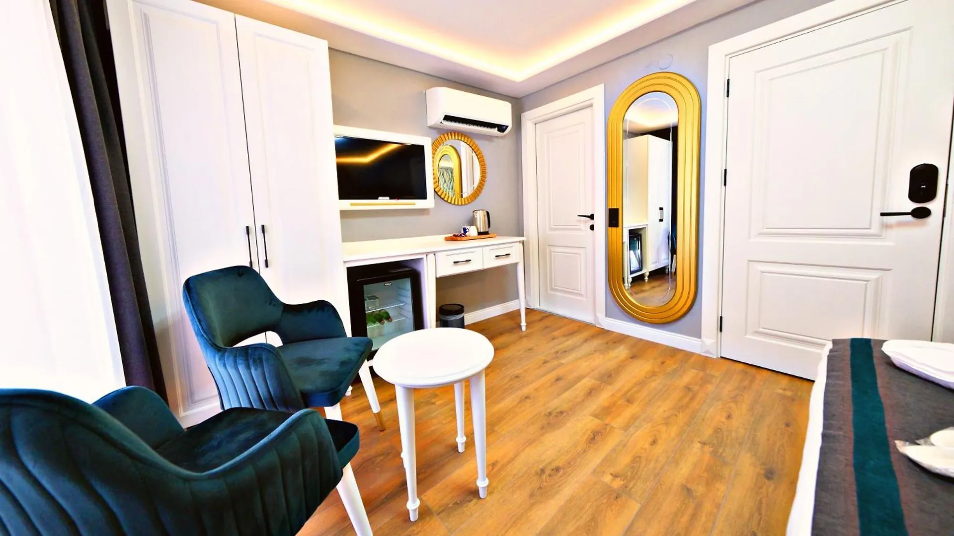 The Saint Hotel Istanbul